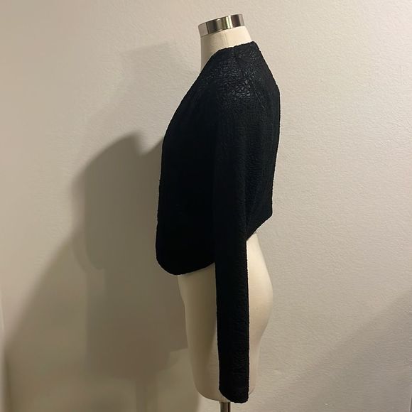 Cutest Black Blazer🖤 - Picture 4 of 8